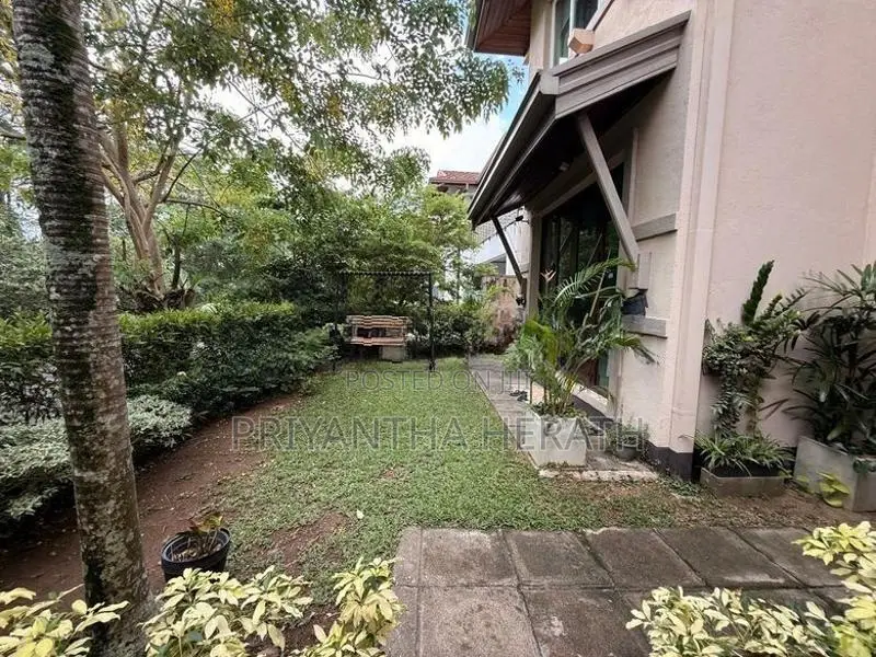 Elegant House for Rent with Furniture at Eden Gardens Thalawathugoda