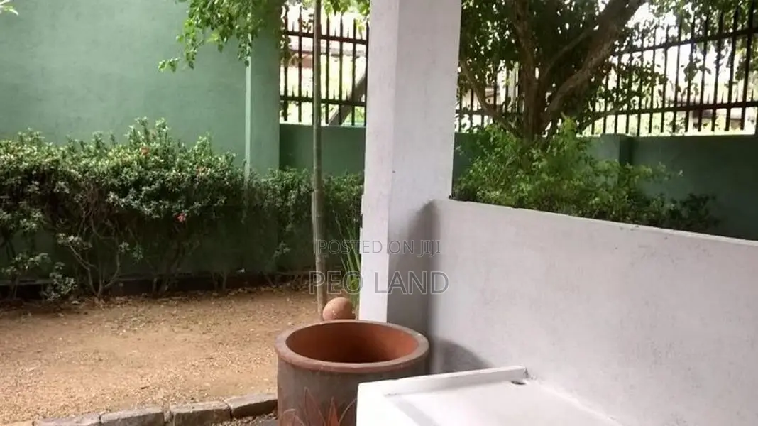 (HH211) Architect Designed Two Storey House for Sale in Kiribathgoda