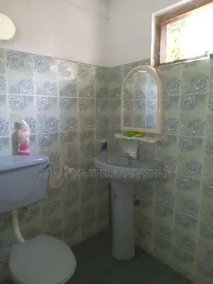 House for Sale in Sirimalwatta, Nattarampotha