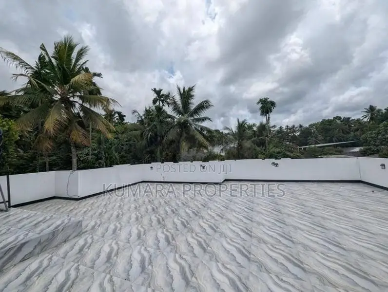 Brand-New House for Sale in Kiribathgoda