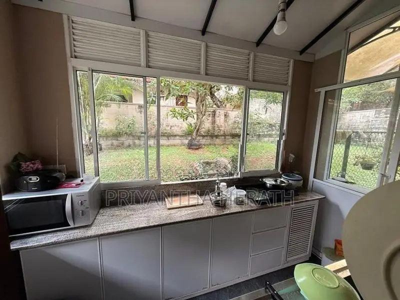 Elegant House for Rent with Furniture at Eden Gardens Thalawathugoda
