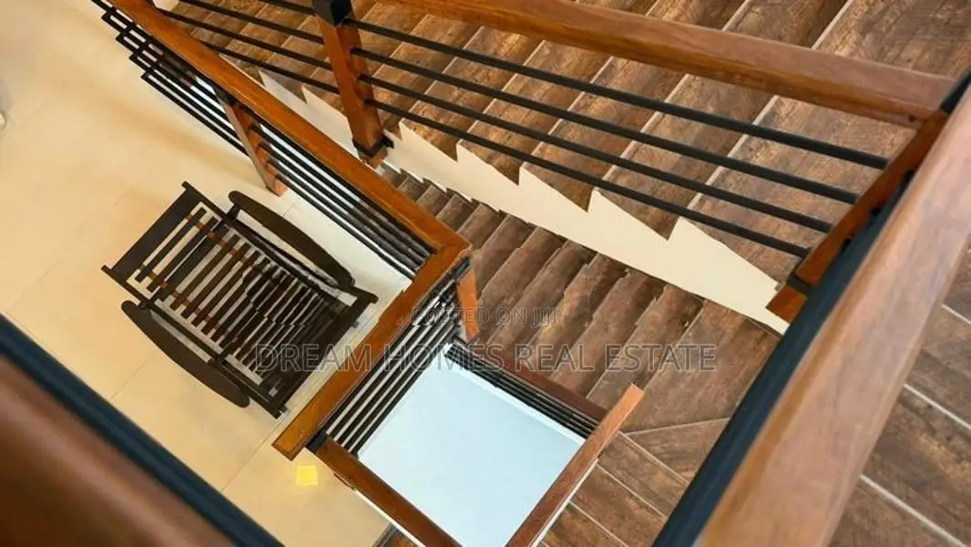 Luxury Fully Furnished 2 Story House for Rent Kottawa