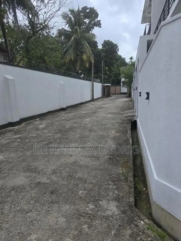 Residential Land for Sale in Battaramulla