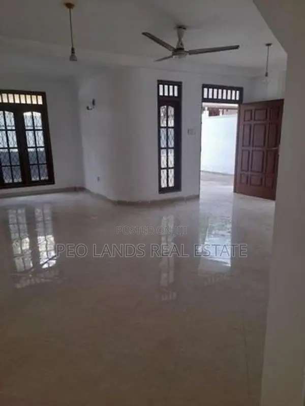 (PH921) Two Storey House for Sale in Piliyandala