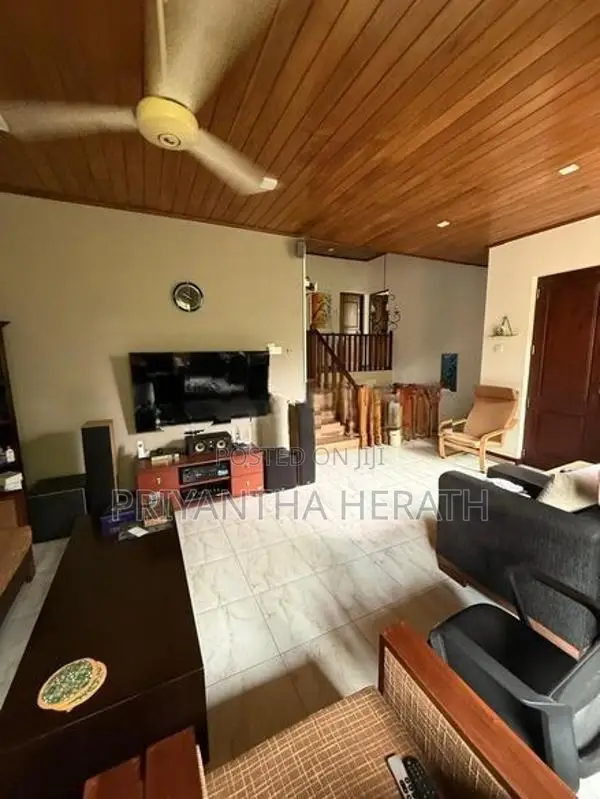 Elegant House for Rent with Furniture at Eden Gardens Thalawathugoda
