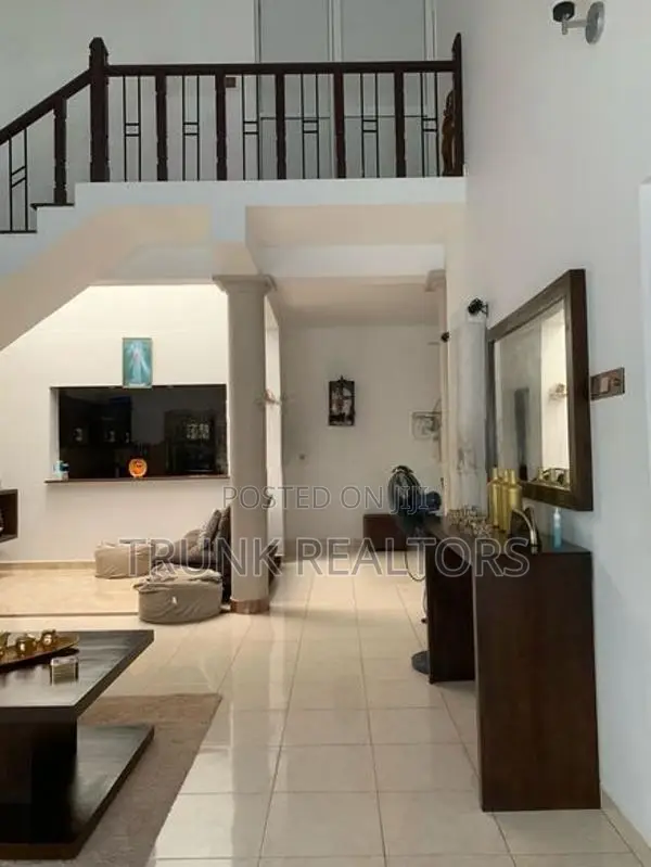Boralesgamuwa 04BR House For Sale (NK11642)