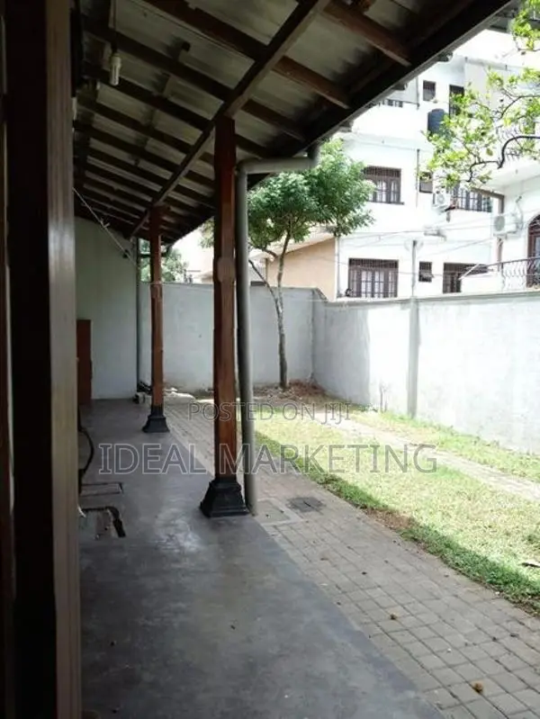 Nugegoda - Spacious House for rent