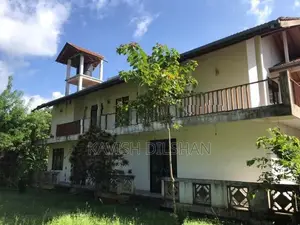 Goyambokka Beachside building