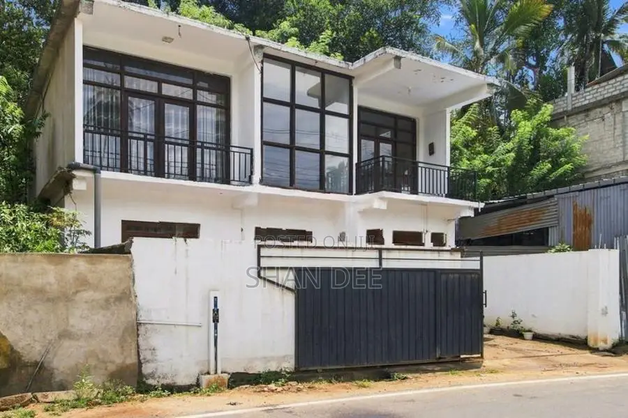 Spacious 4-Bedroom House For Sale In Badulla