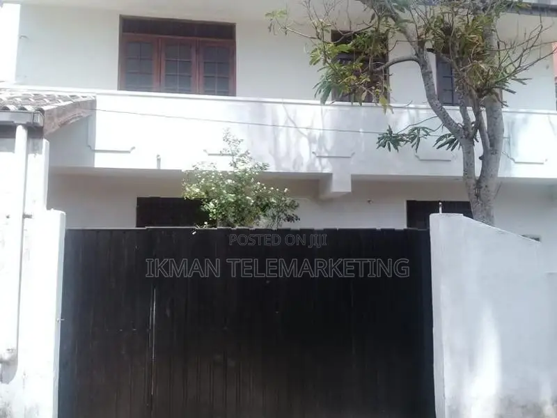 Room for Rent in Moratuwa (Males Only)
