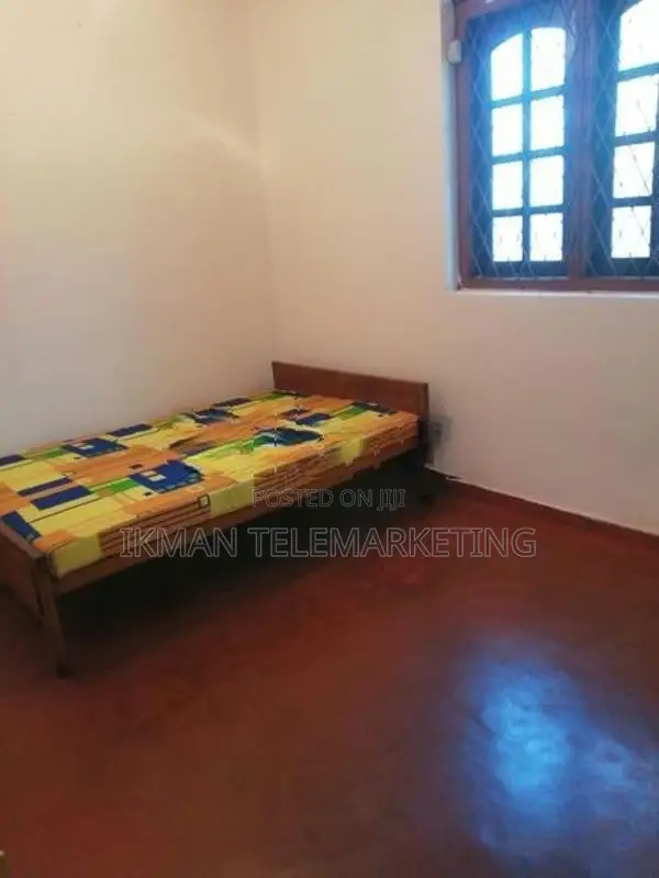Room for Rent in Moratuwa (Males Only)