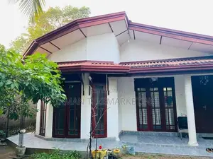 House for Sale in Yakkala