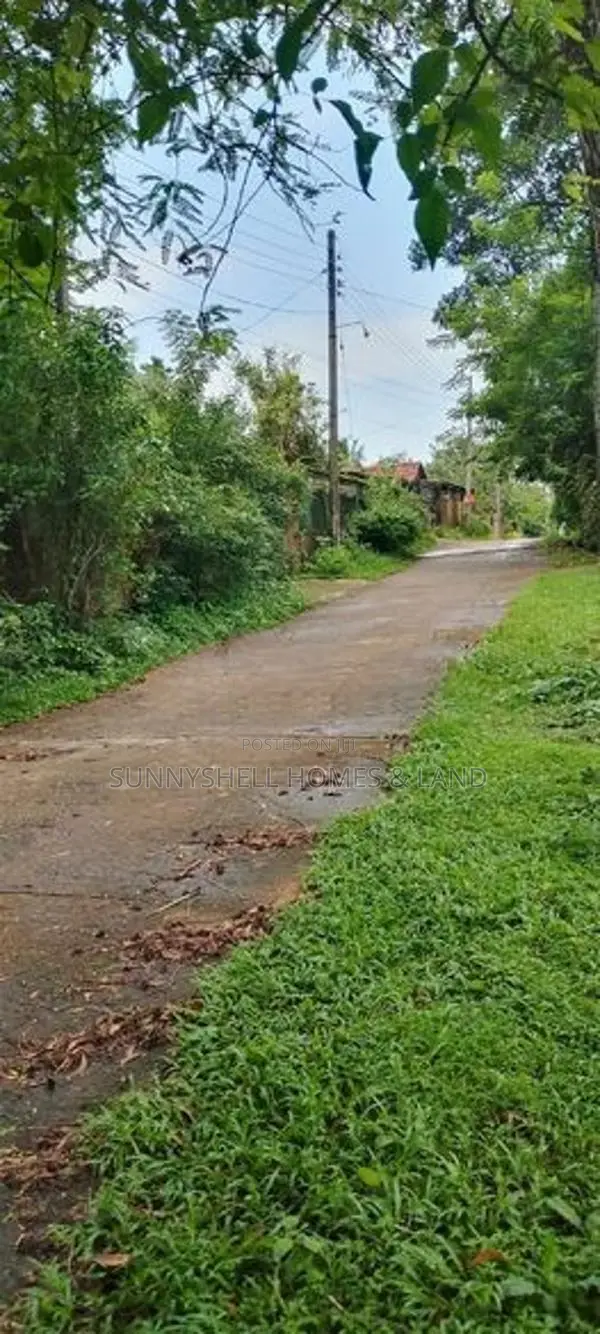 Land for Sale in Meegahawatta