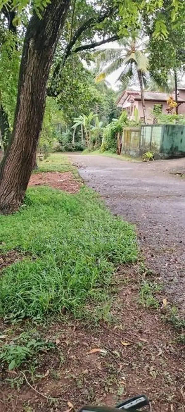 Land for Sale in Meegahawatta