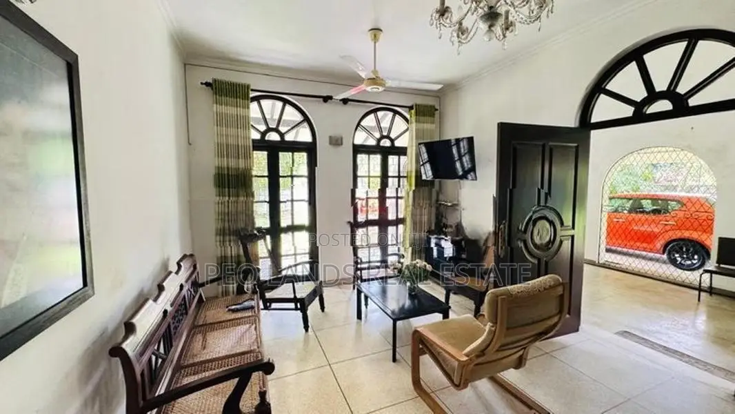(PH1035) 27 Perch Two Storey House for Sale in Maharagama