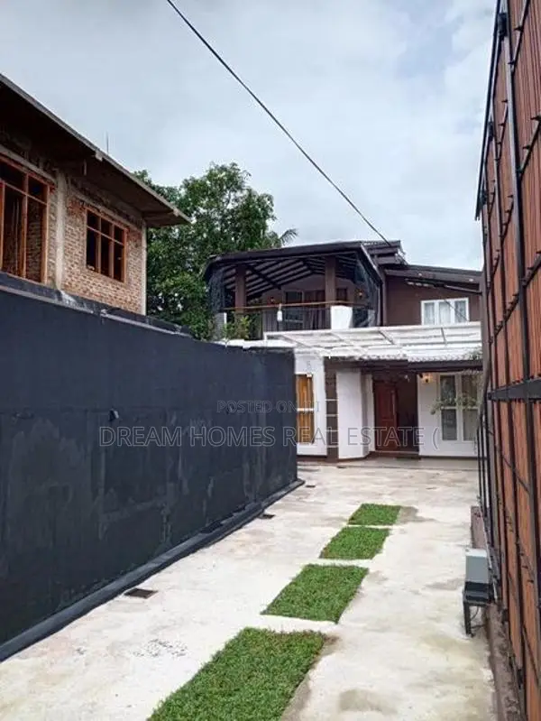 Luxury Brand-New House for Sale – Ja-Ela