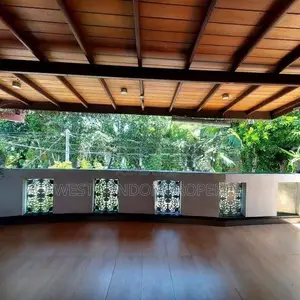 Moratuwa – Spacious Two Storey House for Sale