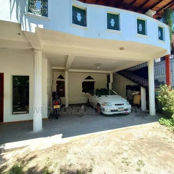 Moratuwa – Spacious Two Storey House for Sale