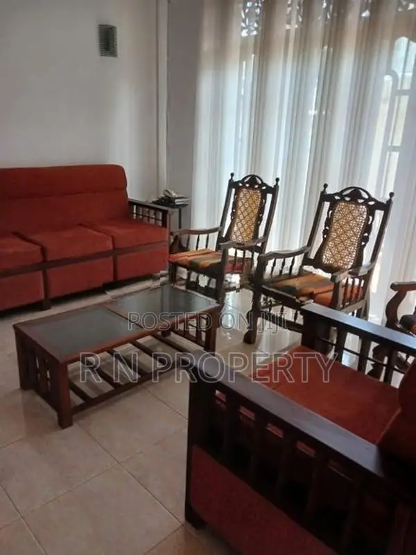 Brand New 6-Bedroom House for Sale – Dehiwala