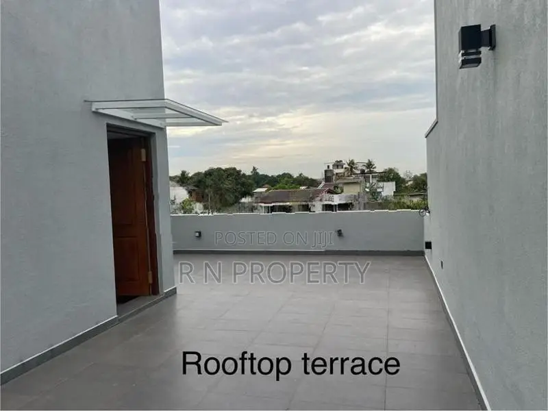 Brand New Modern House for Sale – Mount Lavinia