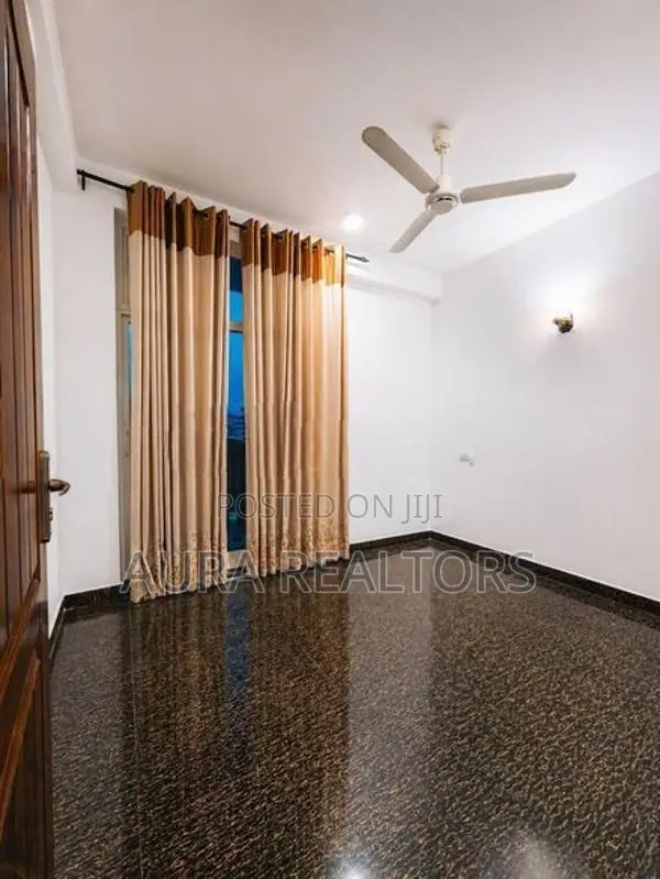 3 Bedrooms Apartment For Sale in Dehiwala (P-220)
