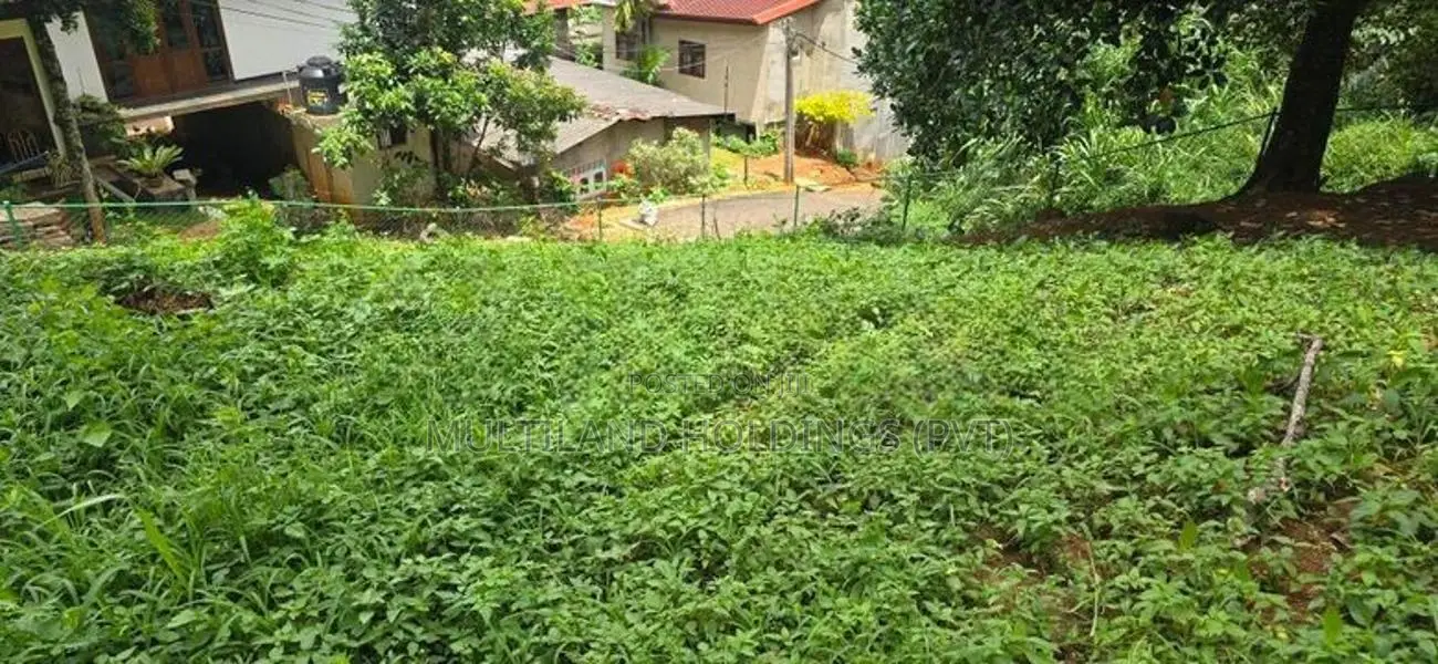 10P land for sale in kandy - Peradeniya road (near court complex)