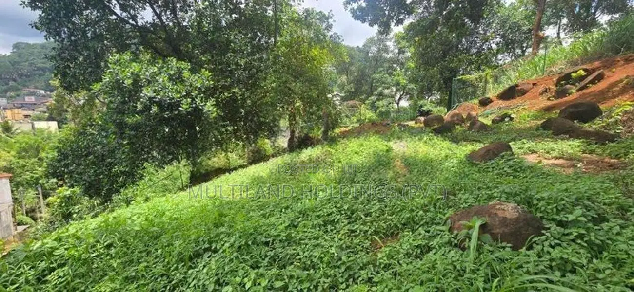 10P land for sale in kandy - Peradeniya road (near court complex)