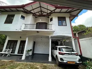 Two Story House for Sale in Mirigama