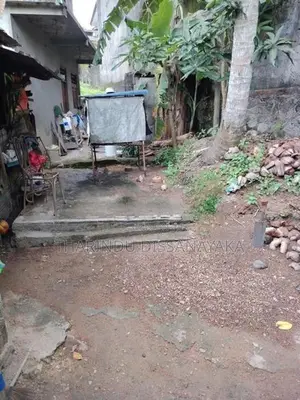 Land in Kadawatha Kokiskade Junction Plot 01