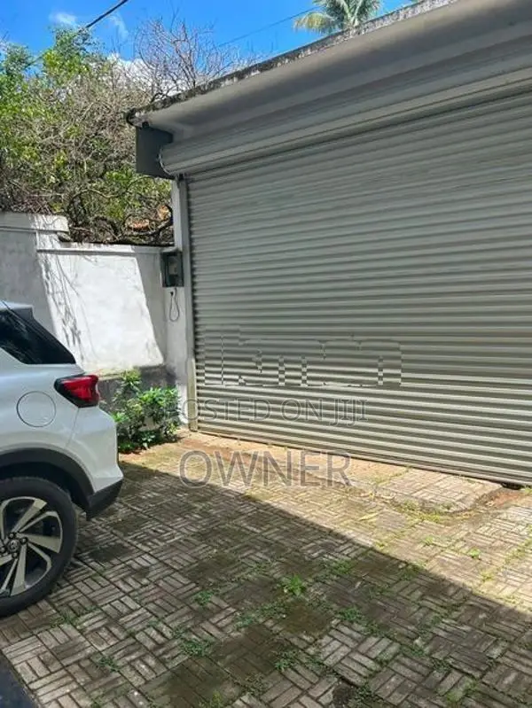 Two Story House for Sale in Mirigama