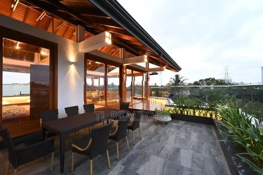 Luxury Architect-Designed House for Sale – Battaramulla