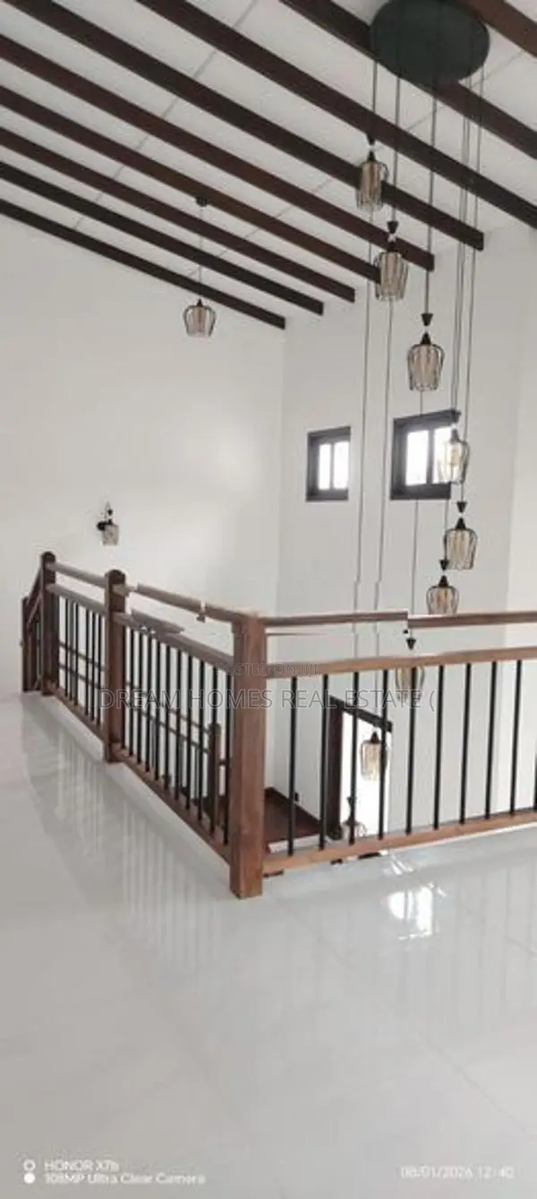 4-Bedroom Modern House for Sale – Athurugiriya