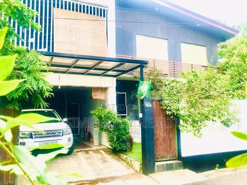 Kottawa Valuable Modern Two Story House for Sale