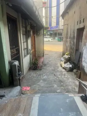 Shop/Warehouse for rent in Union Place, Colombo-02