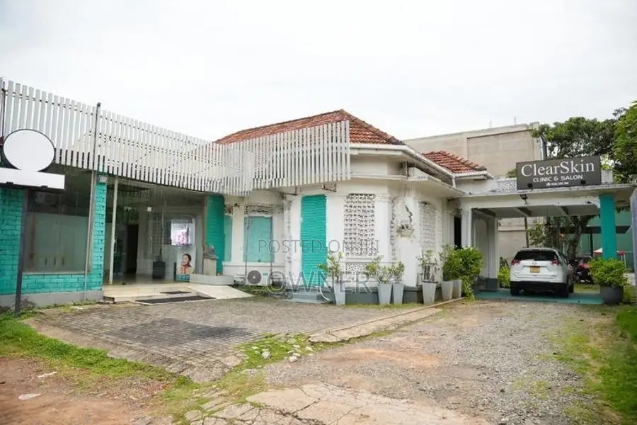 Commercial Property Building For Outright Sale In Panadura