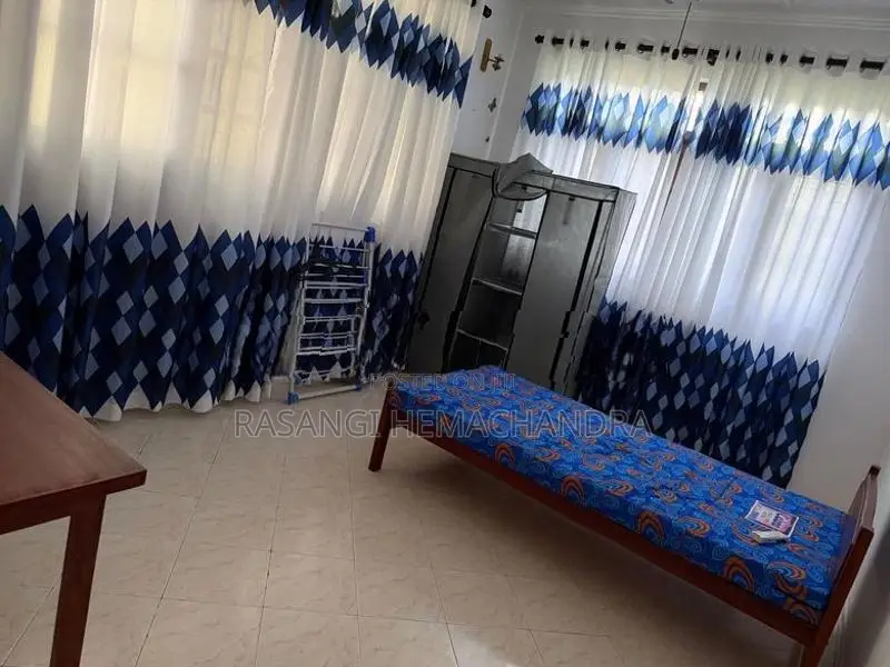 Room Available for Rent – Girls only | Dehiwala