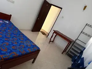 Room Available for Rent – Girls only | Dehiwala
