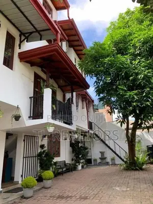Luxury Apartment Building for Sale – Colombo 5 / 7 Border