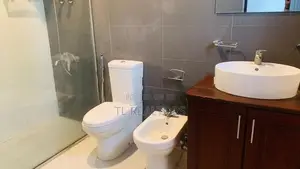 Luxury Apartment Building for Sale – Colombo 5 / 7 Border