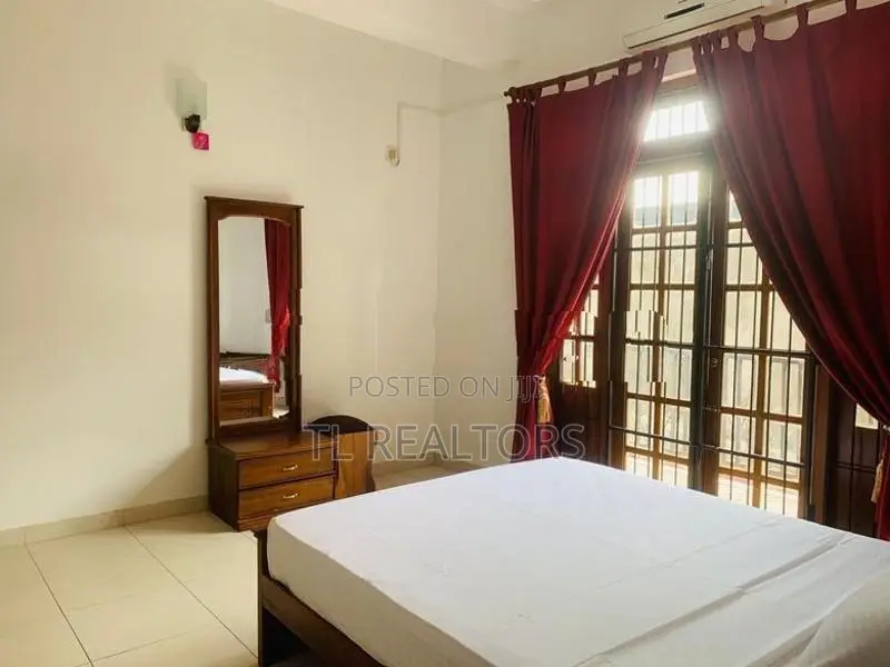 Luxury Apartment Building for Sale – Colombo 5 / 7 Border