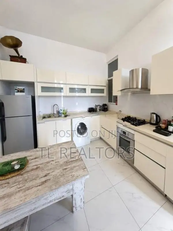 Sea View Apartment for Sale – Mount Lavinia