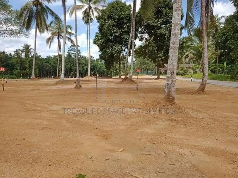 Land for sale at Handapangoda