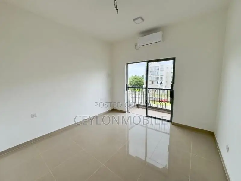 POOL VIEW 3 BEDROOM APARTMENT FOR SALE IN ELIXIA 3C'S APARTMENTS MALAB