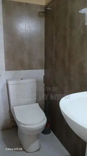 Room for a Working Girl Near Open University Nawala