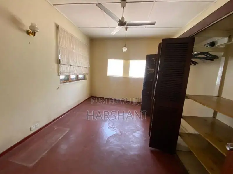 15.5P with Livable House at Land Value - Close to Narahenpita Junction