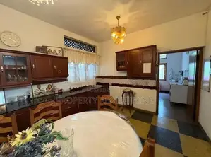 House for sale in Colombo 5