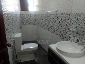 fully furnished 5BR 3 storey modern house for rent in dehiwala kawdana