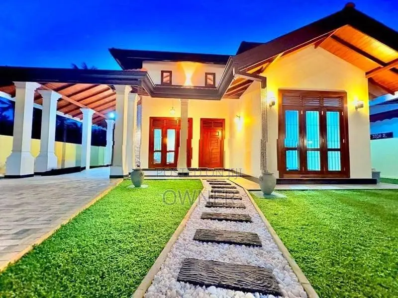 Brand New House for Sale at Gampaha, Udugampola