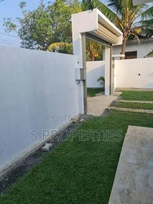Single storied house for sale in Rathmalana