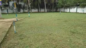 සුපිරි බිම්කොටසක් අනුරාධපුර නව නගරයෙන්
